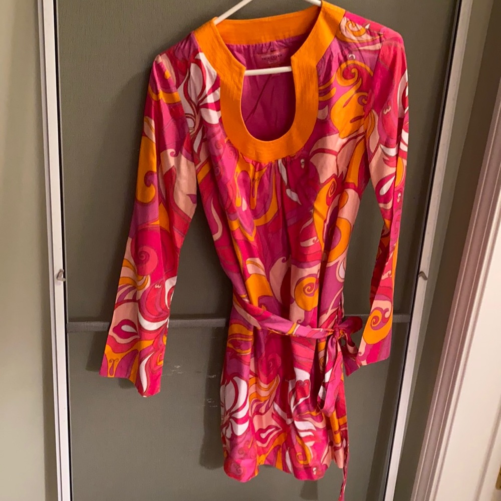 Long sleeve dress worn once with tie around waist